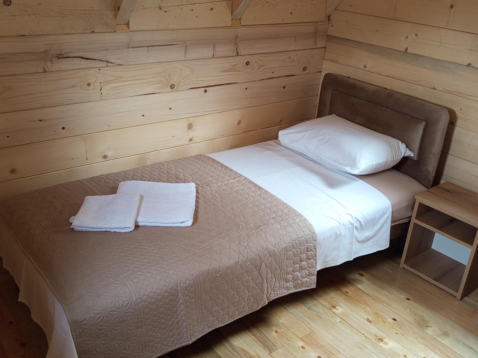 Camp River Вирпазар